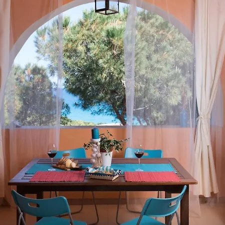 Le Sunrise - A 350 Mt Dal Mare E Con Giardino Privato アパート カーラ・リベロット