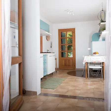 アパート Le Sunrise - A 350 Mt Dal Mare E Con Giardino Privato カーラ・リベロット