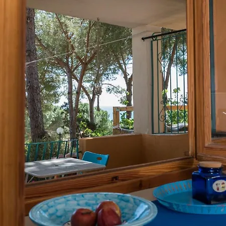 アパート Le Sunrise - A 350 Mt Dal Mare E Con Giardino Privato